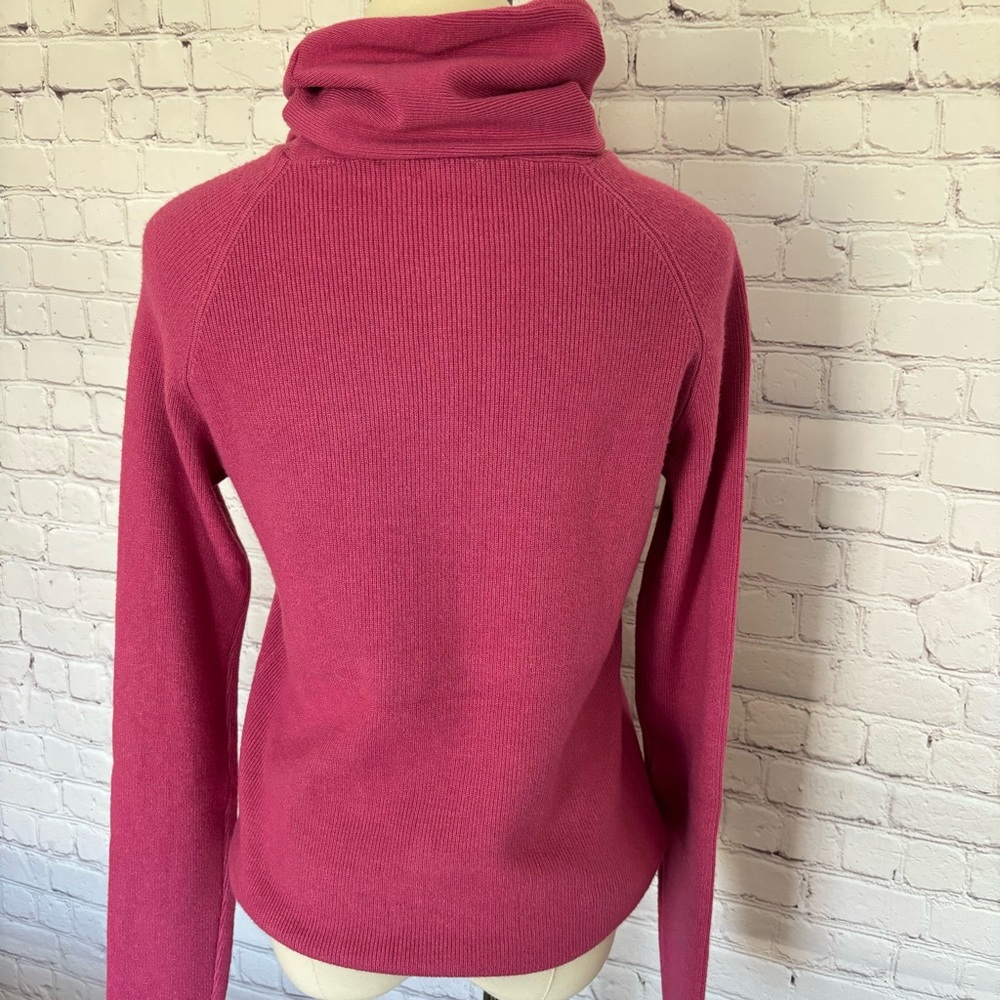 CYRUS Pink Long Sleeve Turtleneck Sweater--M - Picture 4 of 14